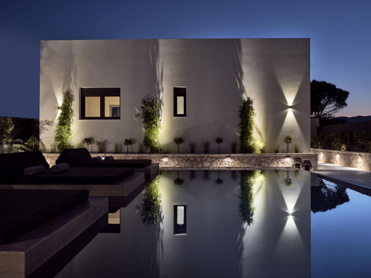 Noema Villa - Stylish Villa With Scenic Serenity, By Zantewize Sarakinadhon Ngoại thất bức ảnh