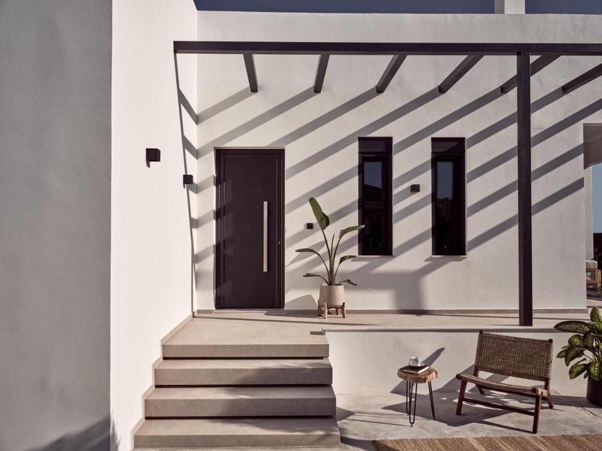 Noema Villa - Stylish Villa With Scenic Serenity, By Zantewize Sarakinadhon Ngoại thất bức ảnh