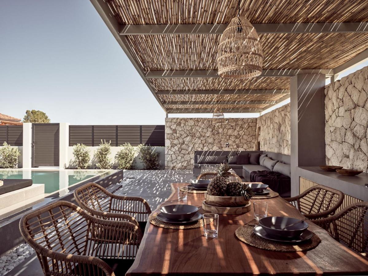 Noema Villa - Stylish Villa With Scenic Serenity, By Zantewize Sarakinadhon Ngoại thất bức ảnh